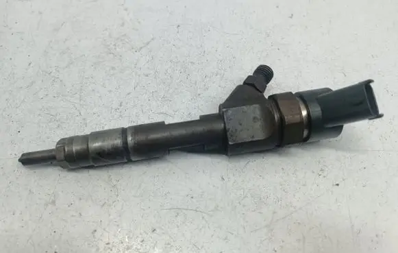 Renault Espace IV Fuel injector 8200100272 0445110110 0445110110B