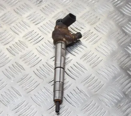 Audi Q3 8U Fuel injector 04L130277AC 0445116469