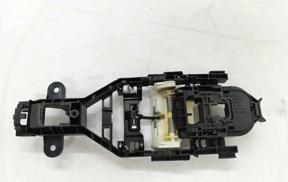 Front door exterior handle/bracket
