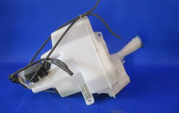 Hyundai i30 Windshield washer fluid reservoir/tank 98610A6000 98610A6010