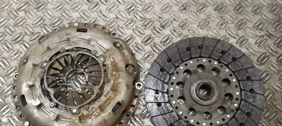 Mazda 6 Pressure plate 325025310