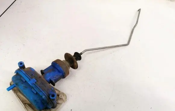 Audi 80 90 B3 Central locking vacuum pump 893862123