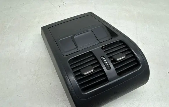 Volkswagen PASSAT B7 Rear air vent grill 3AA864298