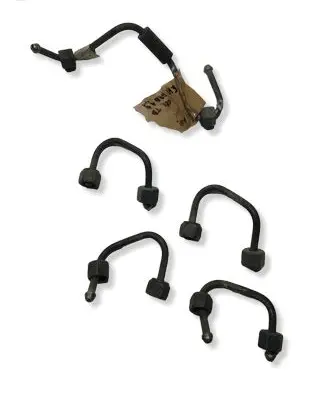 Suzuki Grand Vitara II Fuel injector supply line/pipe 