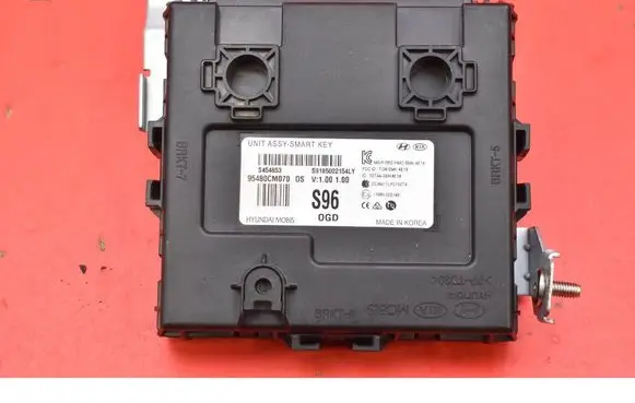 Hyundai Kona I Engine control unit/module ECU 95480CM070
