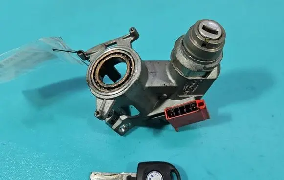Volkswagen Lupo Ignition lock 357905851F IMPRK1538875