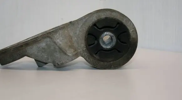 Volkswagen PASSAT B5.5 Rear axle beam mounts housing 4B0501521E