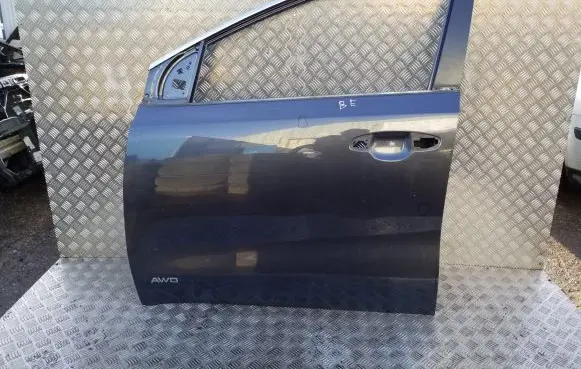 KIA Sportage Front door