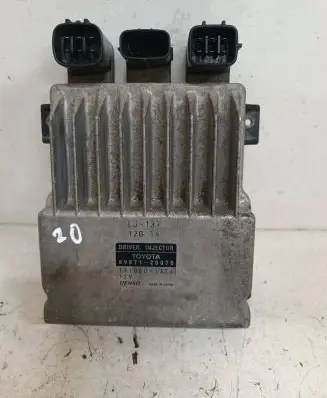 Lexus IS 220D-250-350 Fuel injection control unit/module 8987120070 1310001371
