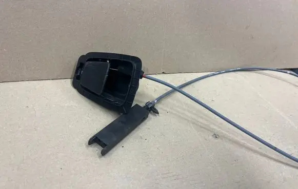 Volvo XC90 Engine bonnet (hood) release handle 31479114