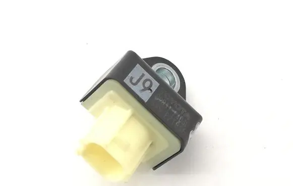 Toyota C-HR I Airbag deployment crash/impact sensor 89831F4030