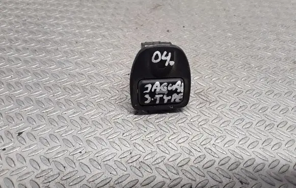 Traction control (ASR) switch
