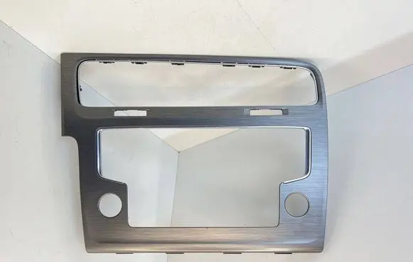 Volkswagen Golf VII Radio/GPS head unit trim 5G1819743