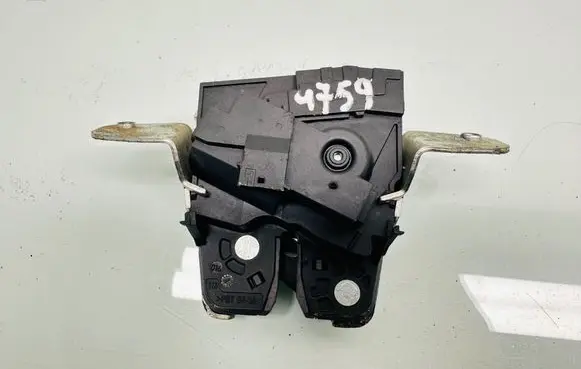 Tailgate/trunk/boot lock/catch/latch