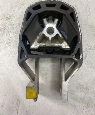 Ford C-MAX II Engine mount bracket BV616P082CA