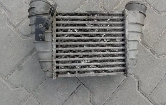 Audi TT Mk1 Intercooler radiator 8L9145805G