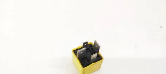 Opel Signum Other relay 90226846 V23134-J52-X369