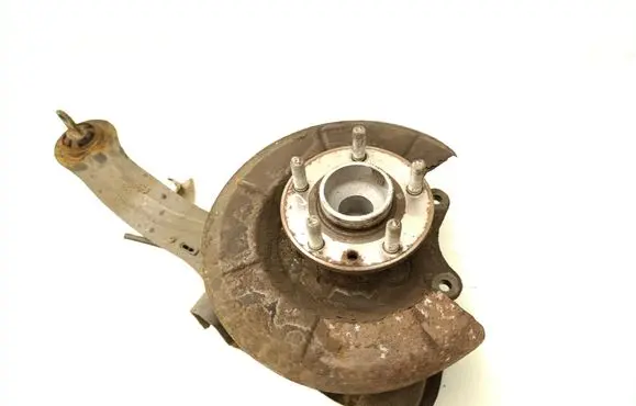 Rear wheel hub