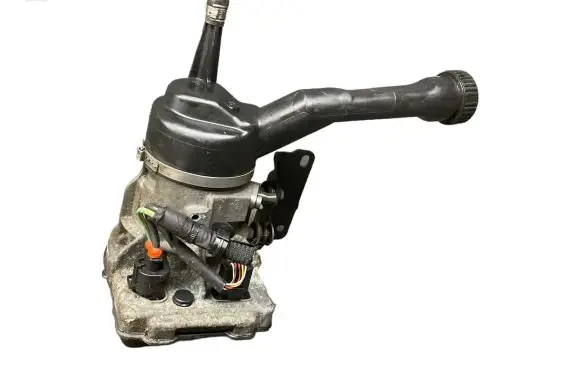 Peugeot 308 Power steering pump 9686207180