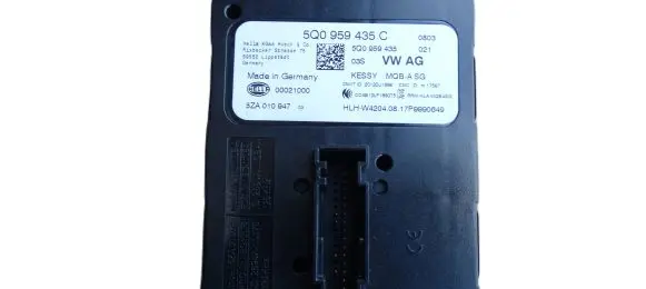 Volkswagen PASSAT B8 Keyless (KESSY) go control unit/module 5Q0959435C