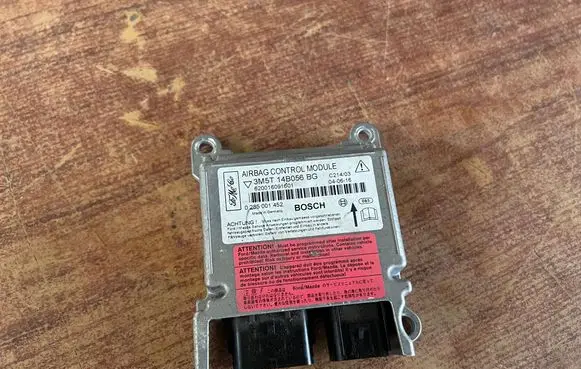 Ford C-MAX I Airbag control unit/module 3M5T14B056BG