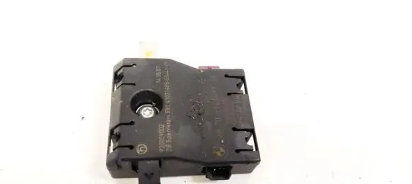 Antenna control unit
