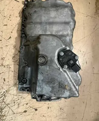 BMW 3 F30 F35 F31 Oil sump 8513661