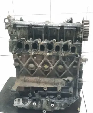 Opel Vivaro Engine F9k 7700111014 0445110021