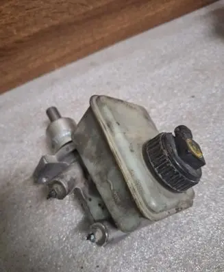 Peugeot 307 Master brake cylinder