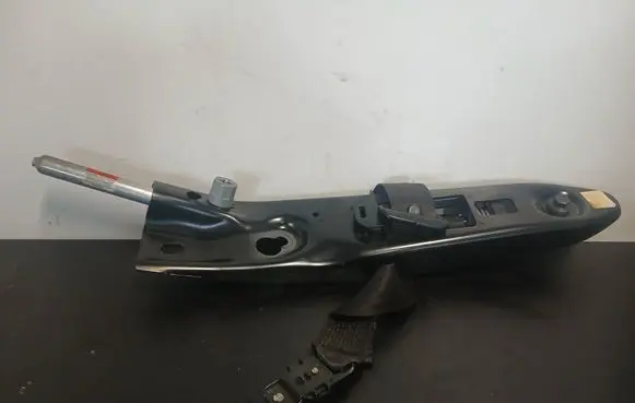 Volvo XC90 Front seatbelt 6003114