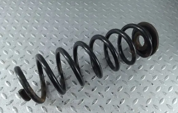 Volkswagen PASSAT B8 USA Rear coil spring 3C0511115AB