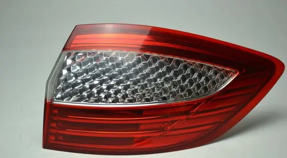 Ford Mondeo MK IV Rear/tail lights 7S7113404B