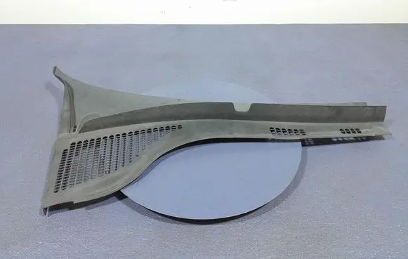 Skoda Fabia Mk3 (NJ) Wiper trim 6V1819416