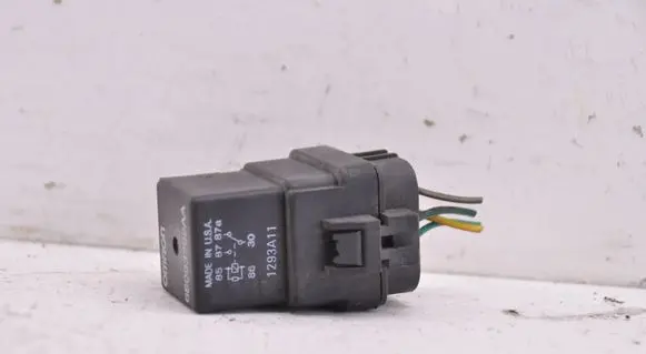 Chrysler Town u0026 Country V Coolant fan relay 68093292AA