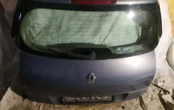 Renault Scenic II - Grand scenic II Tailgate/trunk/boot lid PILKAS