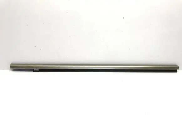 Front door glass trim molding