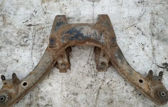 Opel Omega B2 Rear subframe 