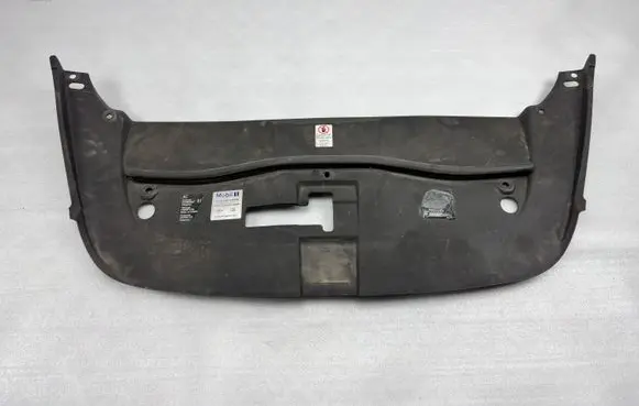 Porsche Cayenne (92A) Radiator trim 7P5805806B 7P5805806