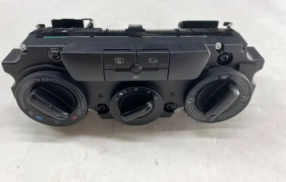 Skoda Octavia Mk2 (1Z) Climate control unit