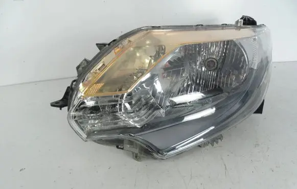 Mitsubishi L200 Headlight/headlamp STANLEY-W2222 18124