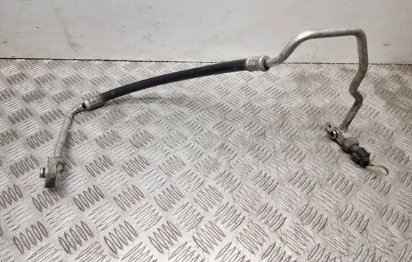 Toyota Avensis T250 Air conditioning (A/C) pipe/hose 