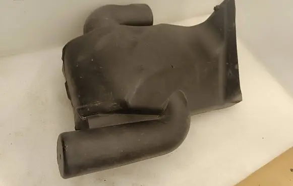 Dodge Durango III Air intake duct part 68022213AB