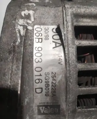 Audi A4 S4 B5 8D Generator/alternator 06B903016D