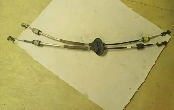 Peugeot Partner Gear shift cable linkage 9684623180