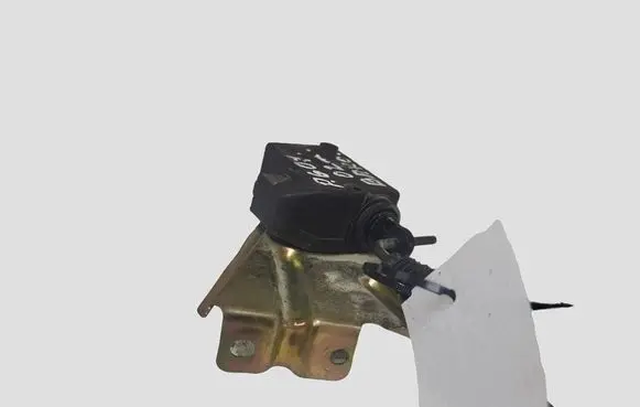 Peugeot 607 Fuel tank cap lock