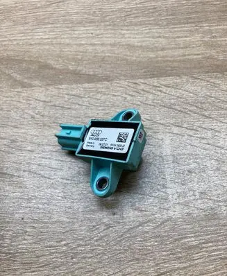 Audi A4 S4 B8 8K Airbag deployment crash/impact sensor 8K0955557C