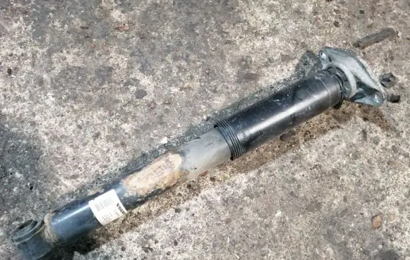 Volvo S60 Rear shock absorber/damper 31340696