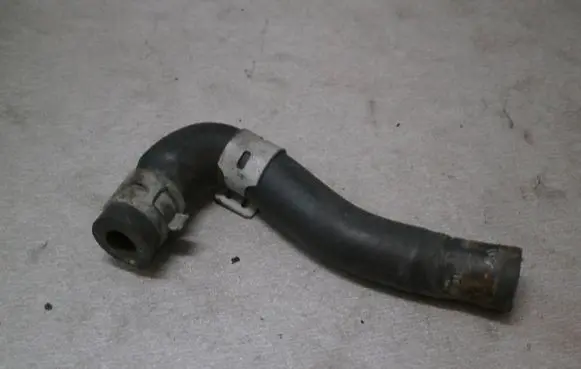 Mercedes-Benz ML W163 Engine coolant pipe/hose 6282031182