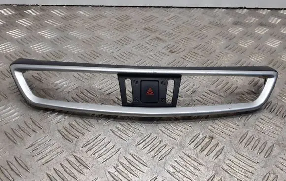 Nissan Qashqai Panel trim 30490055 10230078