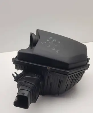 Volvo S60 Air filter box 30748207